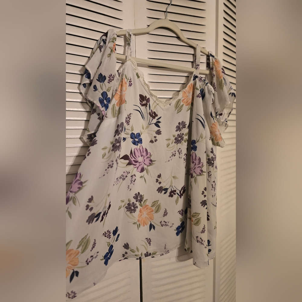 Torrid Floral Off-Shoulder Women's Top - Picture 6 of 14